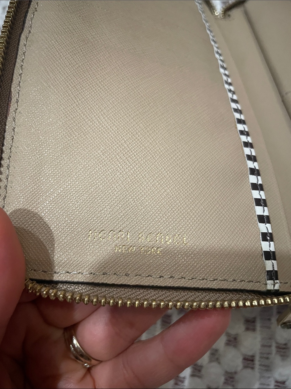Henri Bendel Continental Zip-Around Wallet – Taupe/Tan - Picture 8 of 13